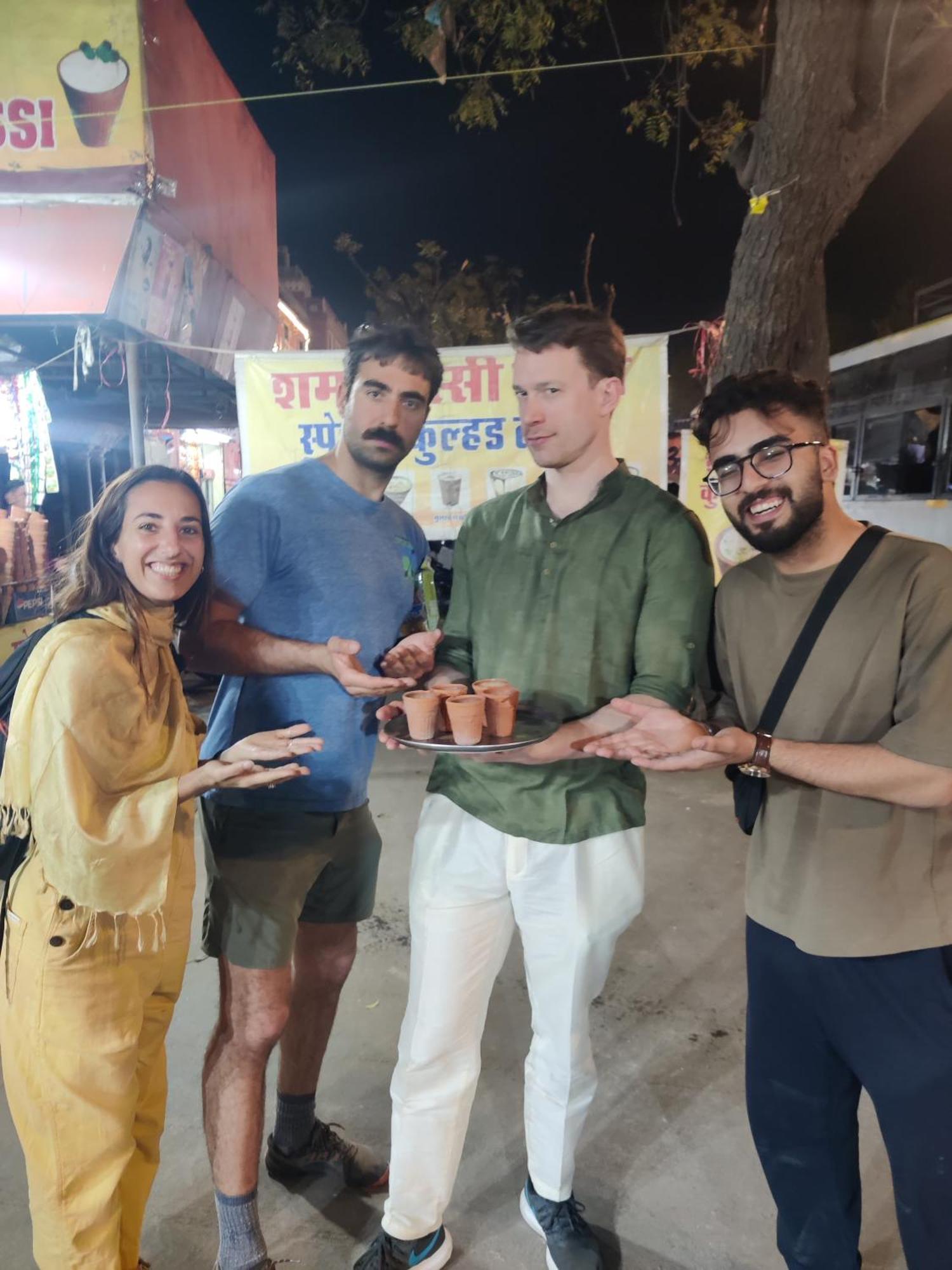 Madpackers Jaipurホステル エクステリア 写真